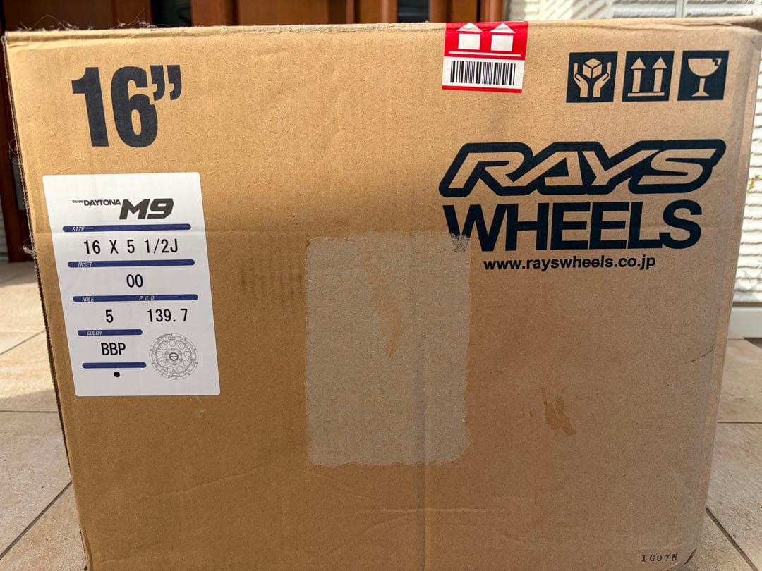 チームデイトナM9 16x5.5J+0 5穴PCD139.7 BBP新品5本