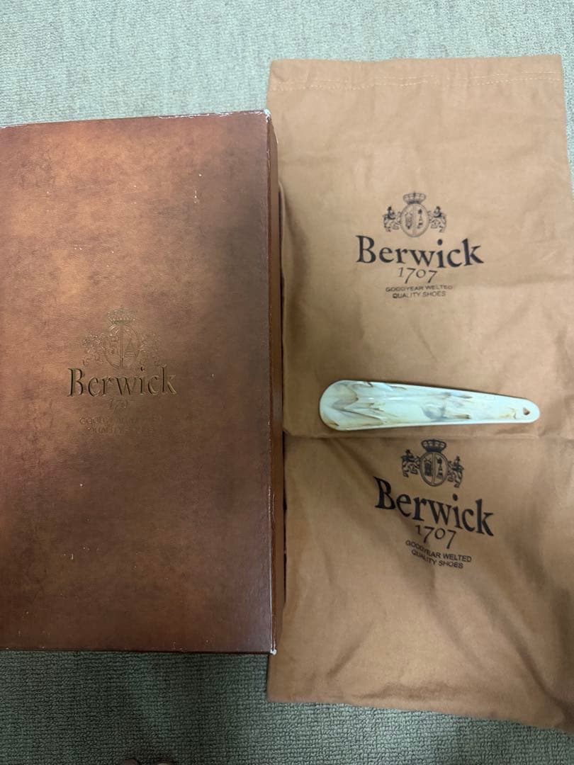 ブラック タッセルローファー レザー