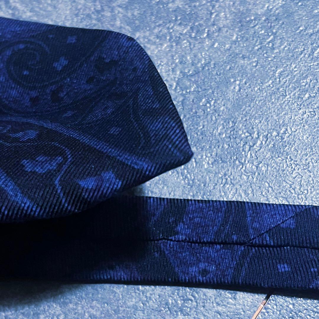ETRO エトロ　ネクタイ　ペイズリー　シルク100% silkブルー　ネイビー
