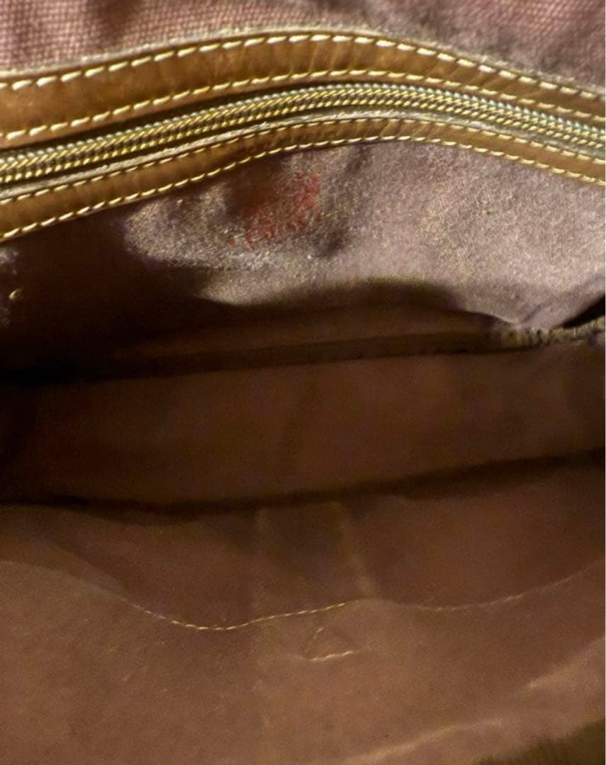 ロエベ LOEWE ショルダーバッグ レザー ブラック　アナグラム