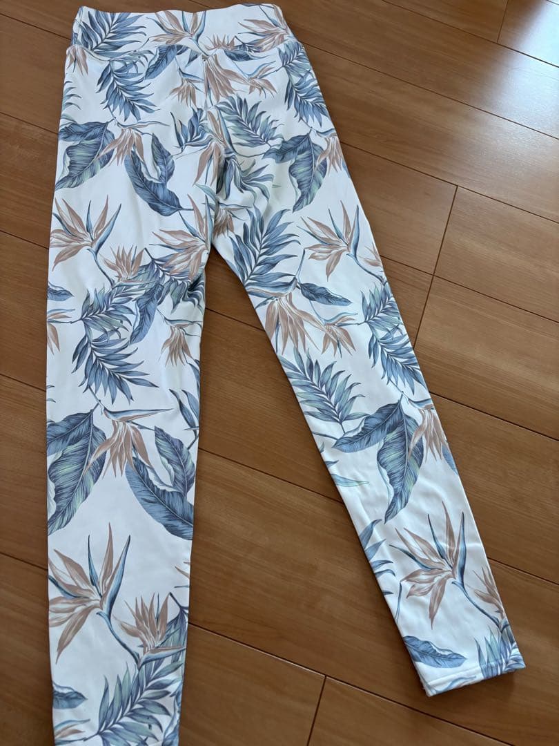 Reir レイール　プリントトップスブラレギンス　上下セット　セットアップ