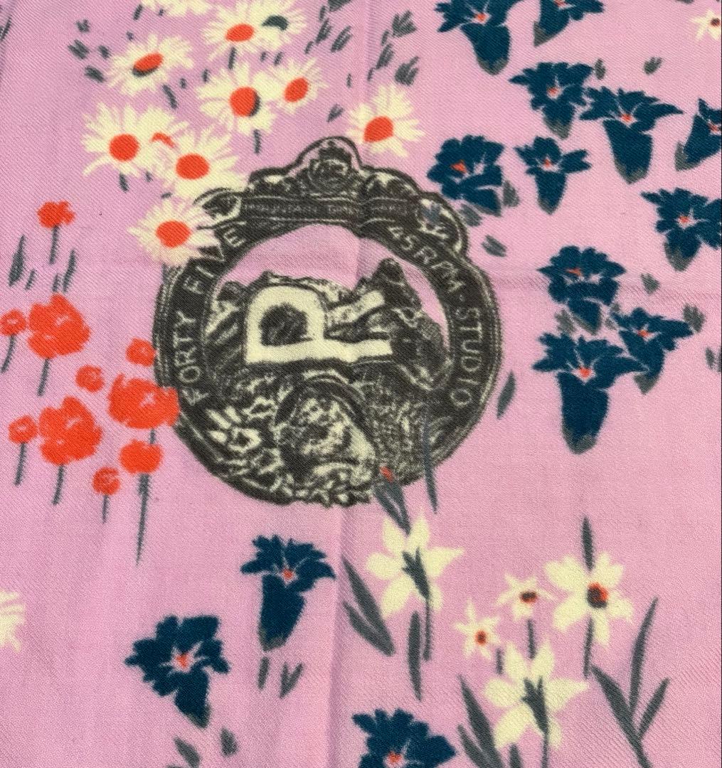 ウールのカントリーフラワーストール