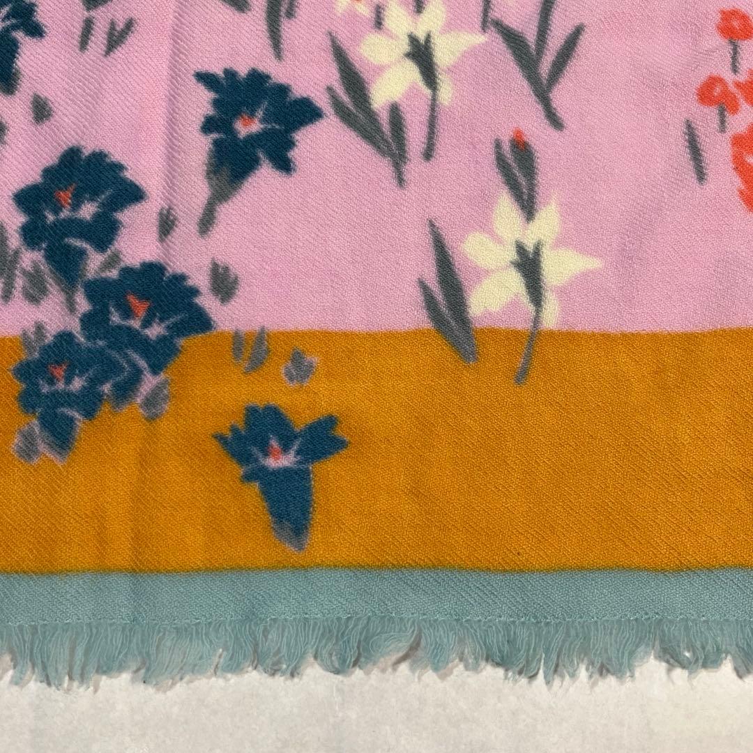 ウールのカントリーフラワーストール