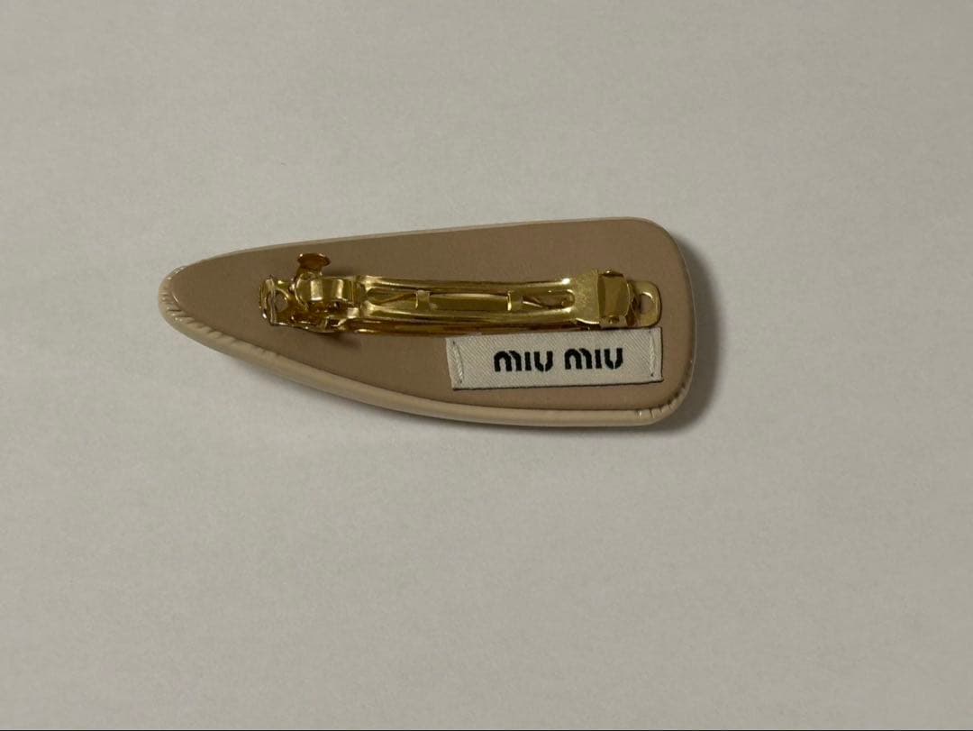 MIUMIU バレッタ