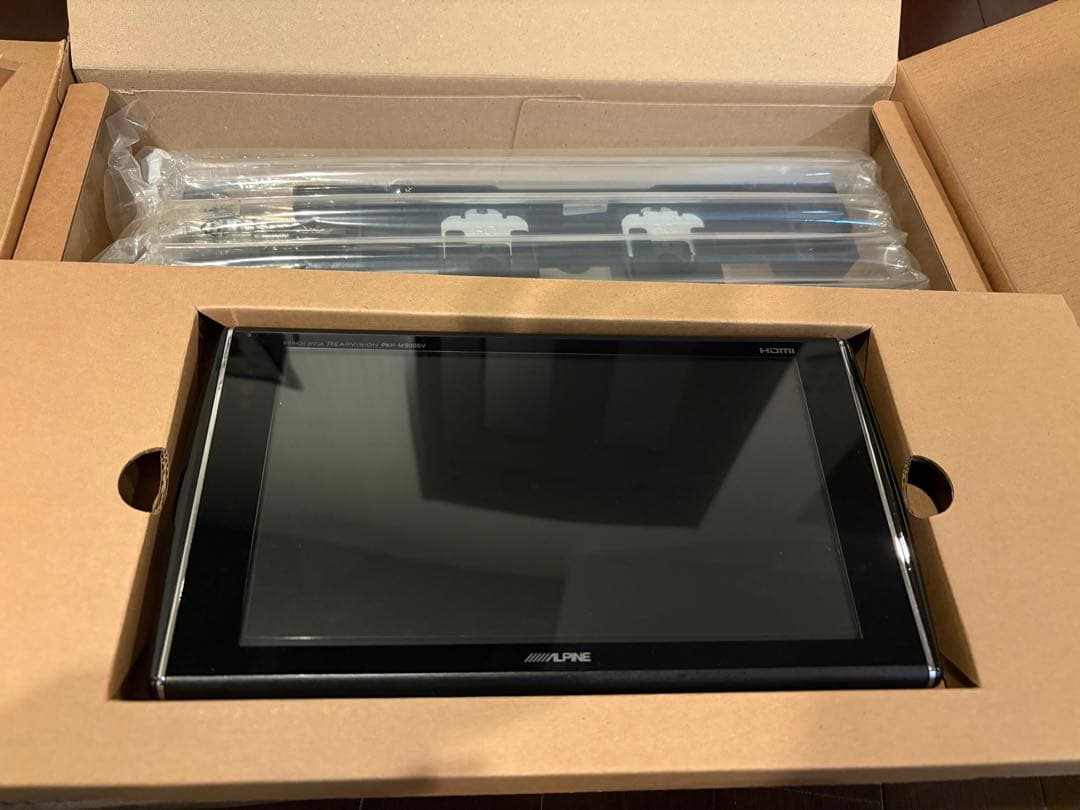 本日限定値下げ！ALPINE PKH-M900SV ヘッドレスト　モニター