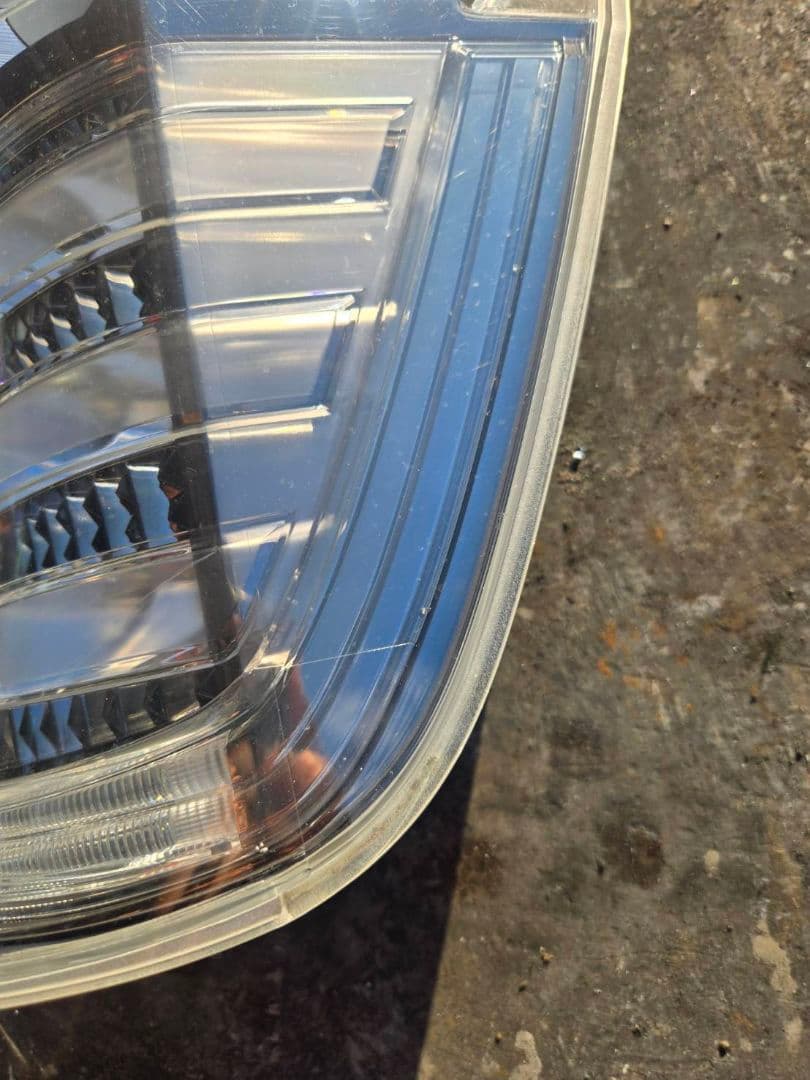 RK5　ホンダ　ステップワゴン　テールランプ