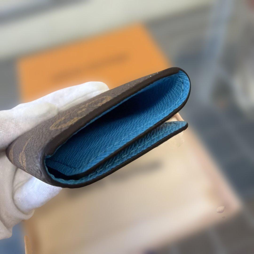 Louis Vuitton ミュルティクレ4 キーケース ブルー