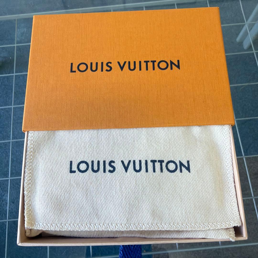 Louis Vuitton ミュルティクレ4 キーケース ブルー