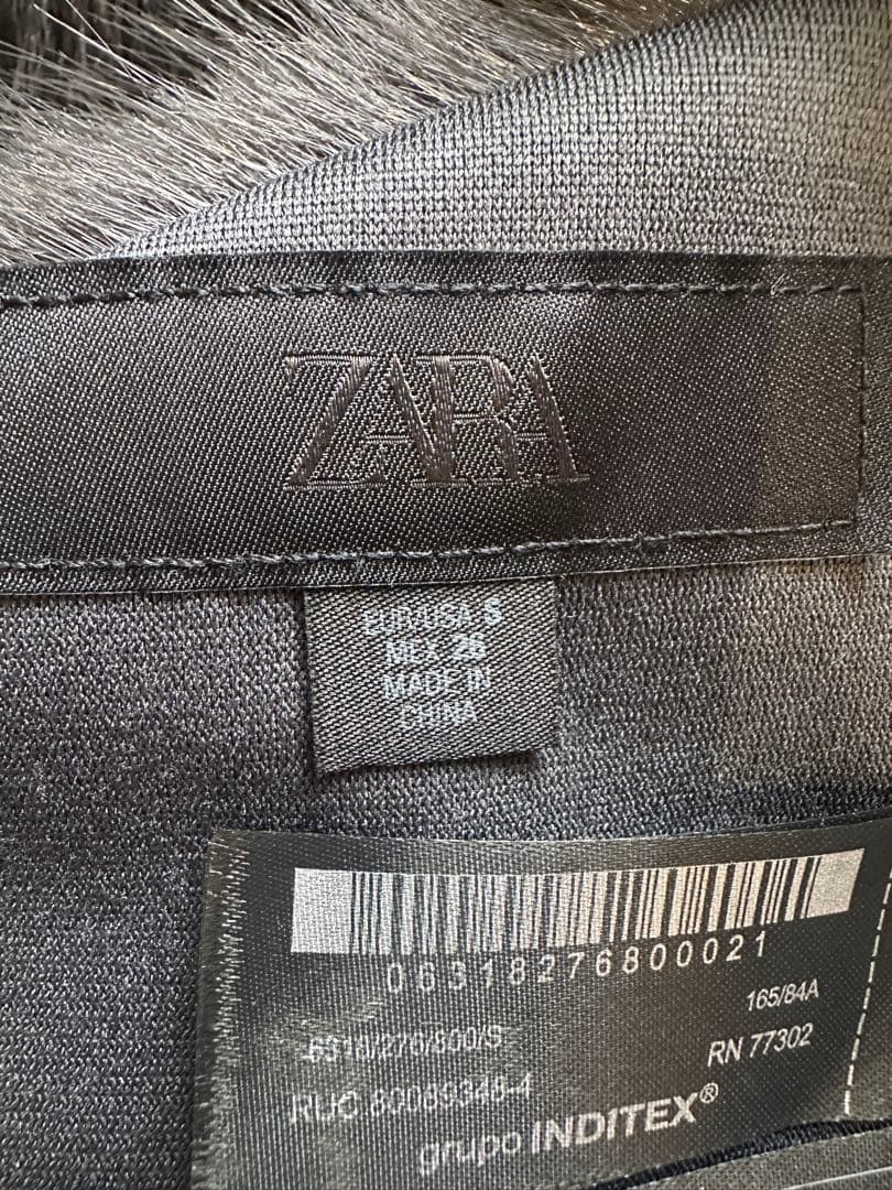 ZARA リバーシブルショートフェイクファーコート黒 Sサイズ