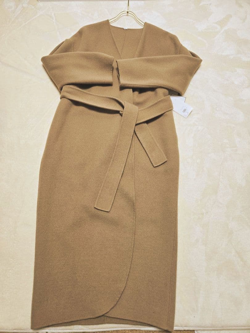 新品　タグ付き　ミラオーウェン　袖ボリューム接結ノーカラーコート