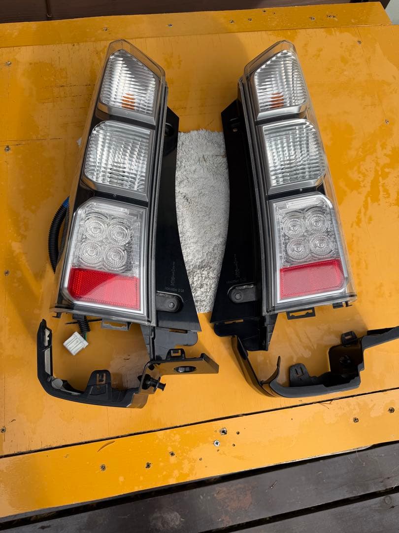 ホンダ　n-box JF1-JF2