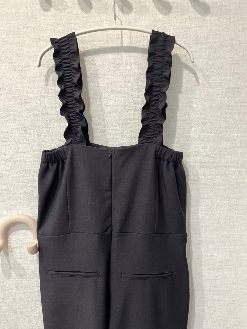 【新品未使用】 セントルーニー✳︎フリルストラップサロペット