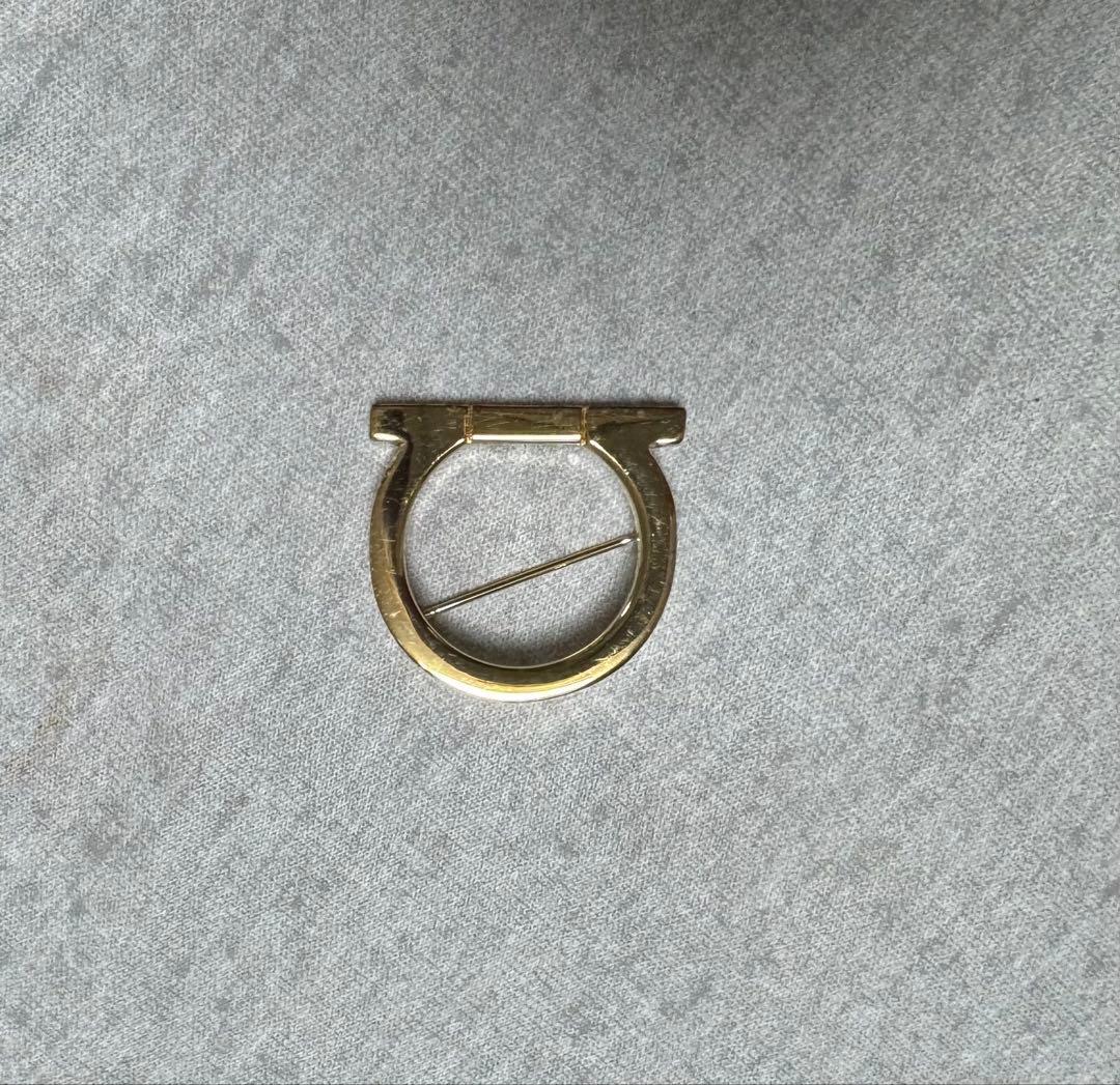 【フェラガモ】ニットコート