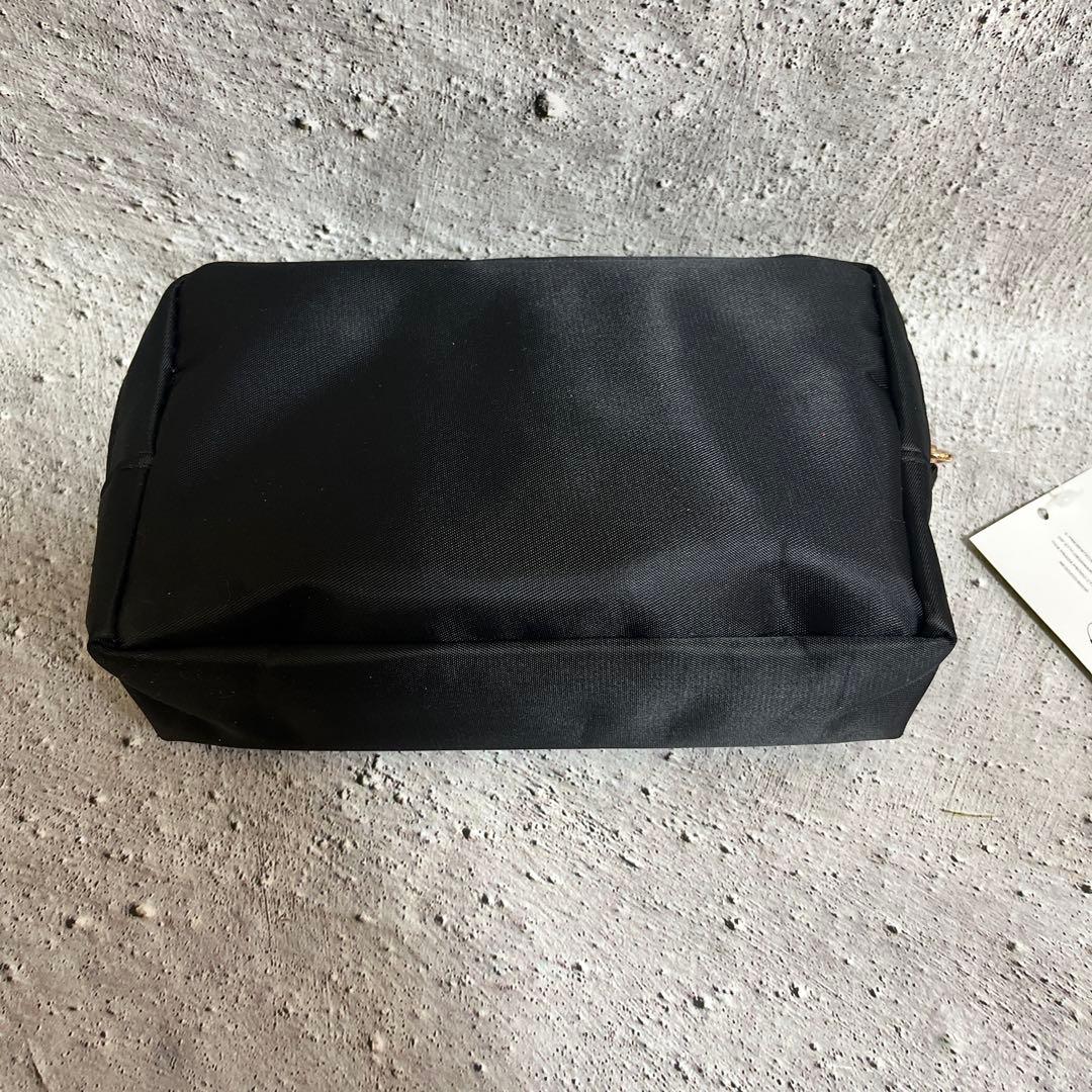 PRADAノベルティポーチ　 ショルダー