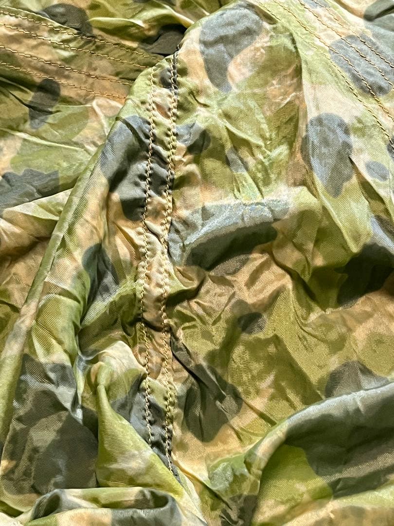 実物米軍 特大！ パラシュート生地 ミニタリー生地 服 デザイン 飾り 迷彩