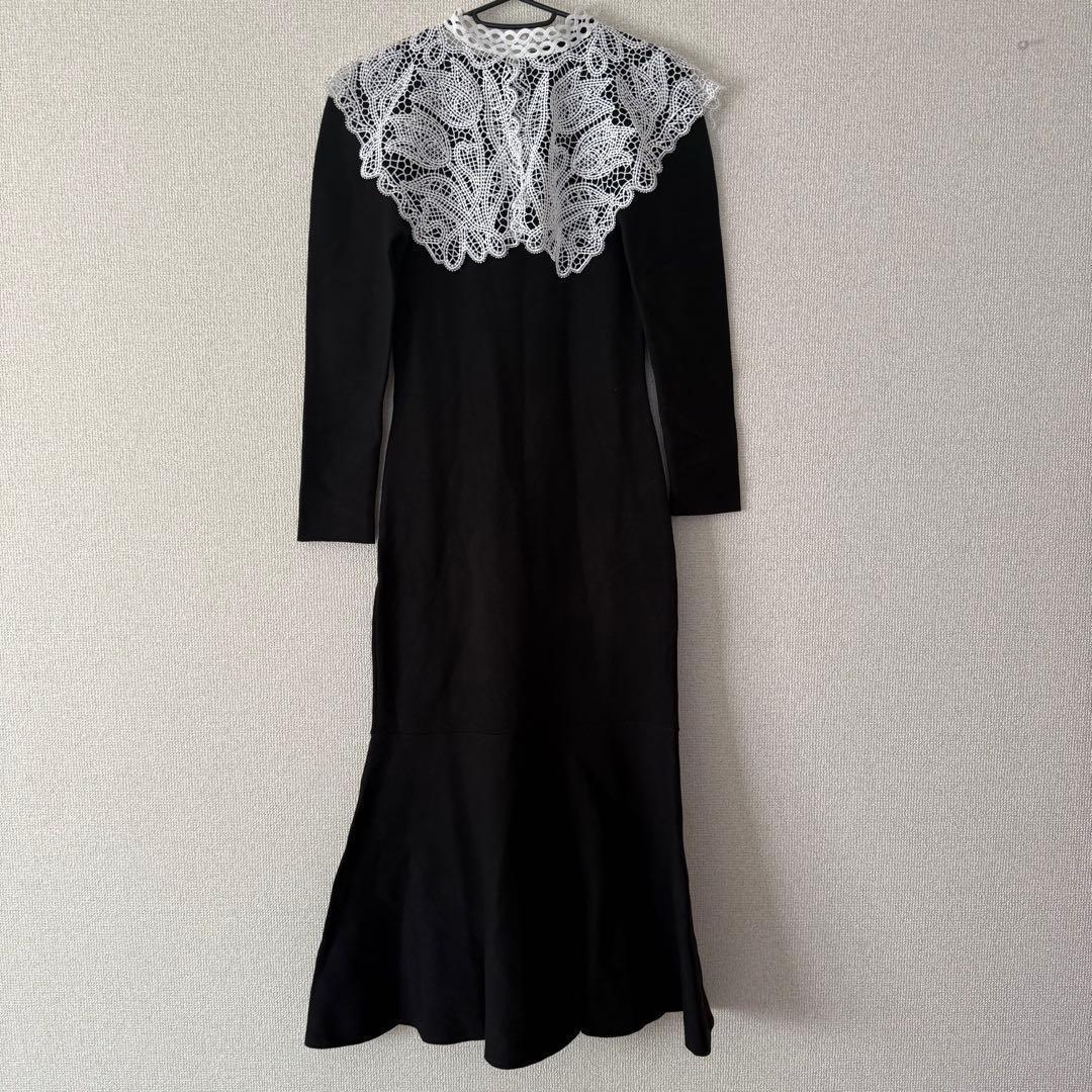 ②スナイデル ビッグレースカラーニットワンピース ブラック 0