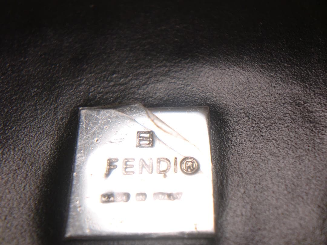新品■FENDI■6連キーケース♪■ズッカ■ブラウン♪