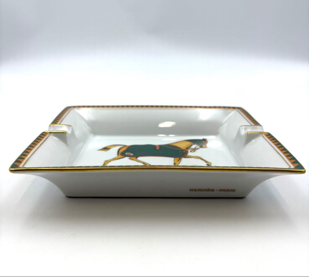 未使用保管品　HERMES エルメス 馬柄 灰皿 アッシュトレイ 箱付