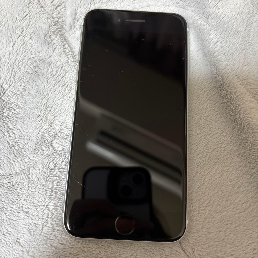 Apple iPhone se2 ホワイト