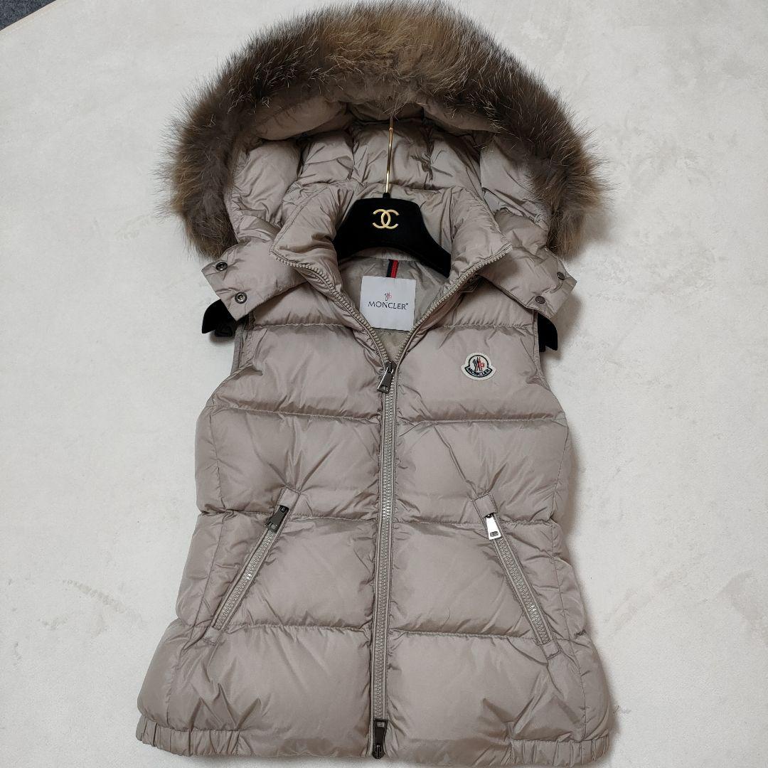 極美品❢モンクレール　ダウンベスト　MONCLER　ダウンジャケット　ガリヌール
