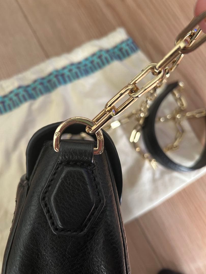 Ai♡《トリーバーチ》ブラックレザーショルダーバッグ