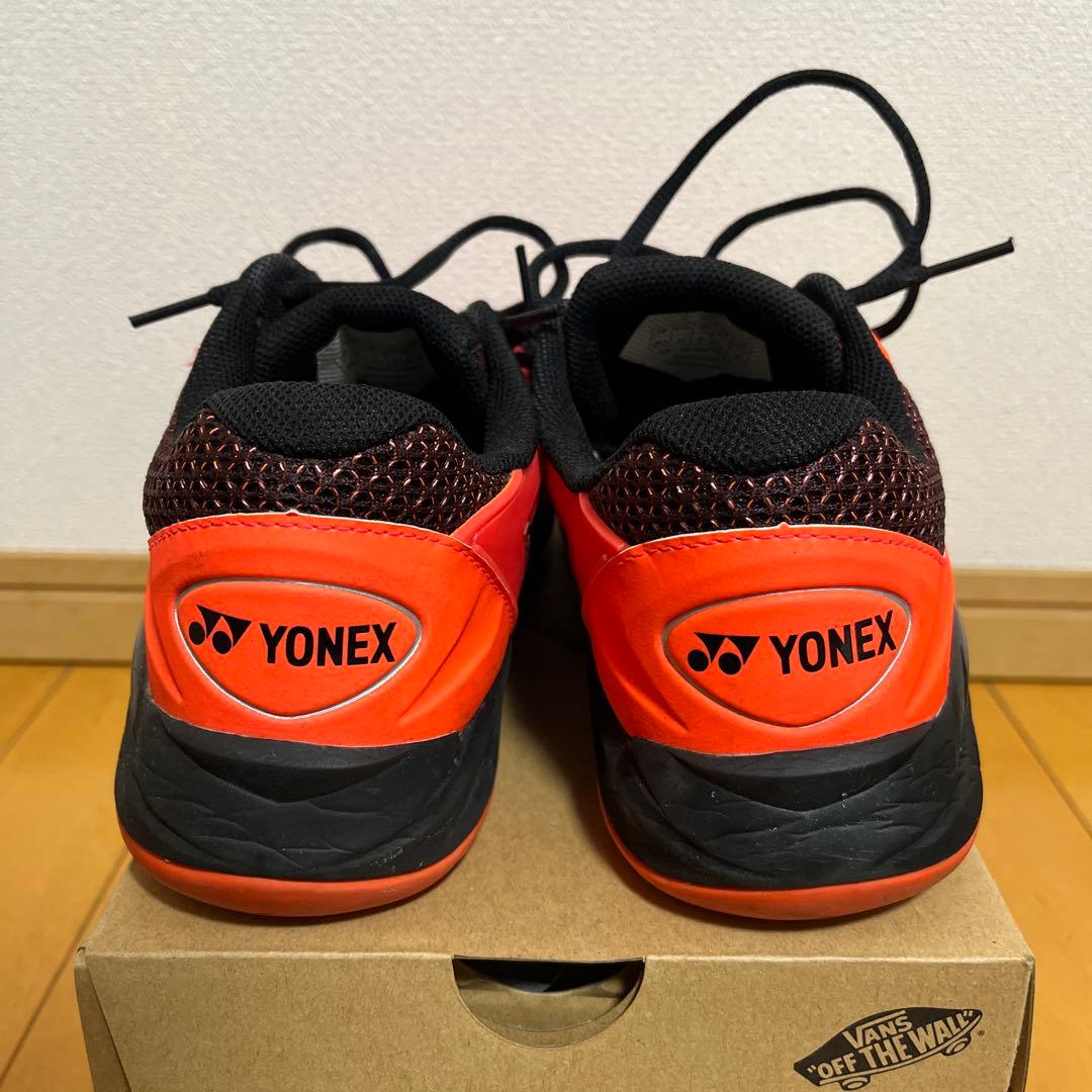 【moanin】YONEXテニスシューズ　オレンジ/ブラック