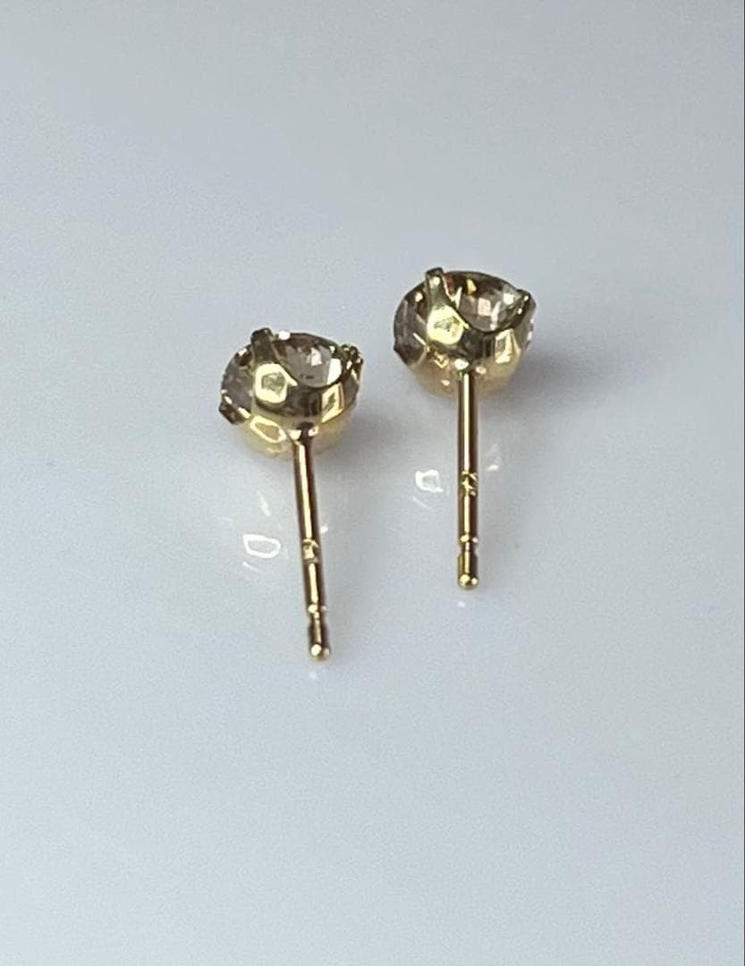 K18天然ダイヤモンド4本爪ピアス 計0.8ct ブラウン系 鑑別カード付き
