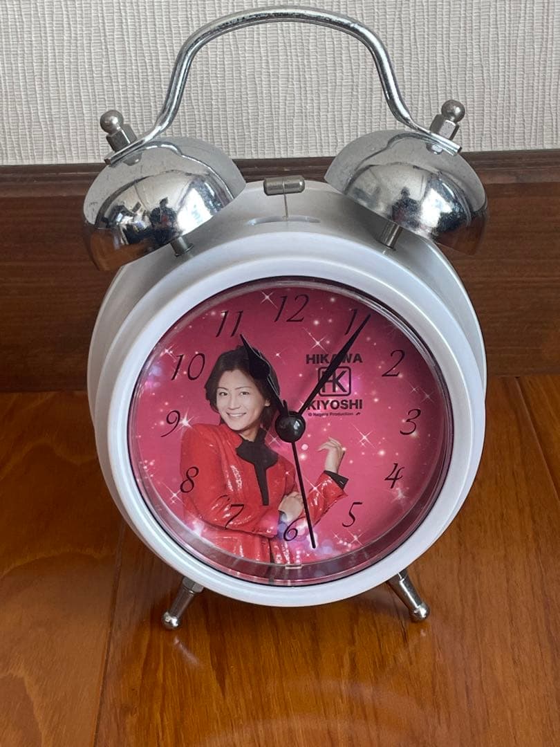 Hikawa Kiyoshiデザインの目覚まし時計