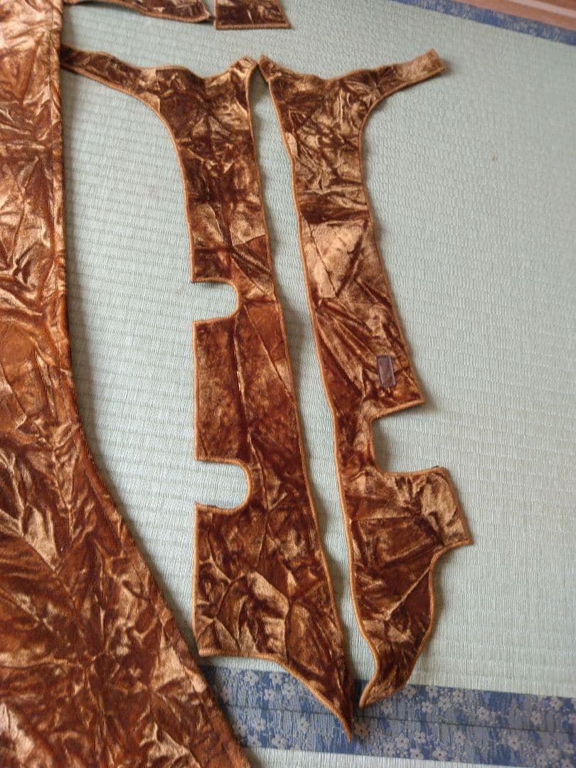 ＵＤ17クオンダッシュマット、ピラー、ハンドルカバー、ドアノブカバー仮眠カーテン