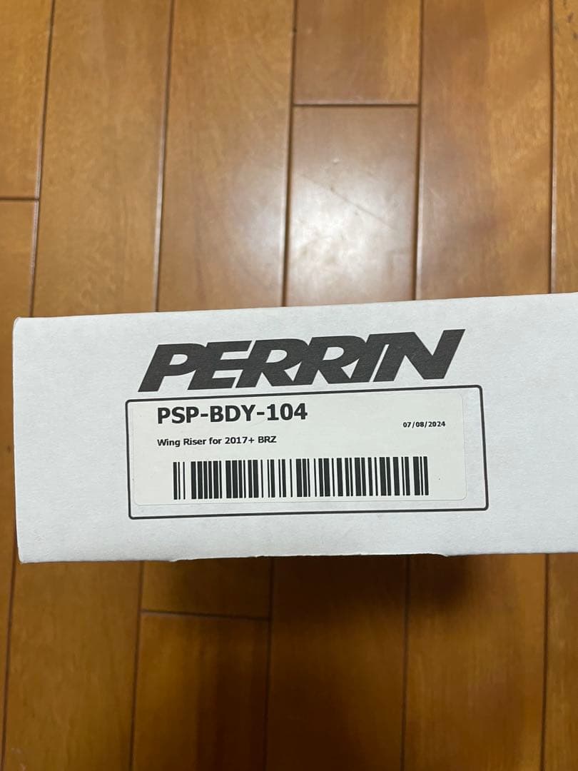 パーツ PERRIN Wing Riser PSP-BDY-104