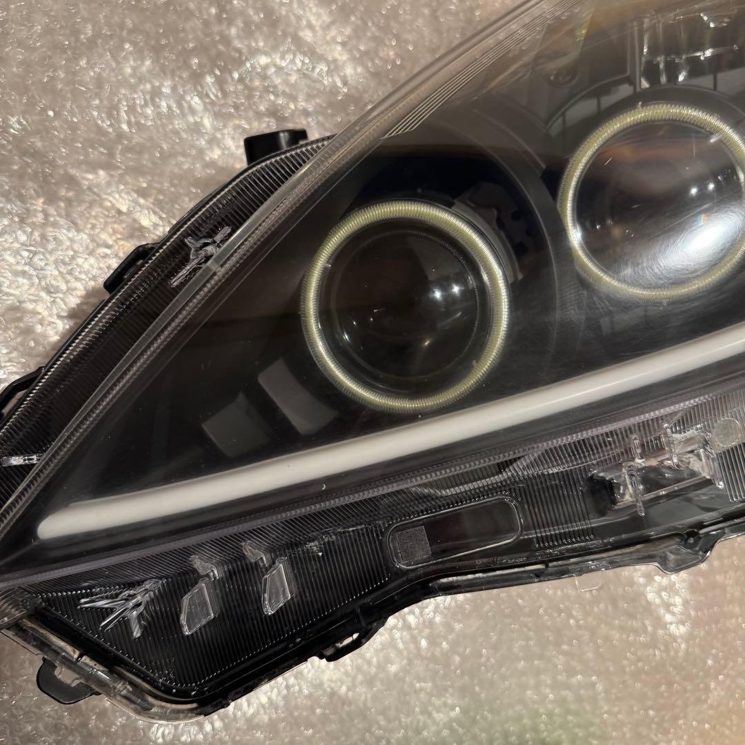 プリウス α 純正 加工品 3連 イカリング付 前期 LED ヘッドライト