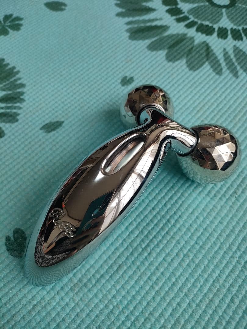 正規品/早いもの勝ち！【お得な2点セット✨】ReFa美顔ローラー&ボディローラー