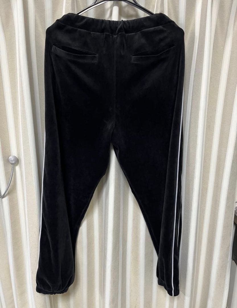 ガリスアディクション　ベロアセットアップ