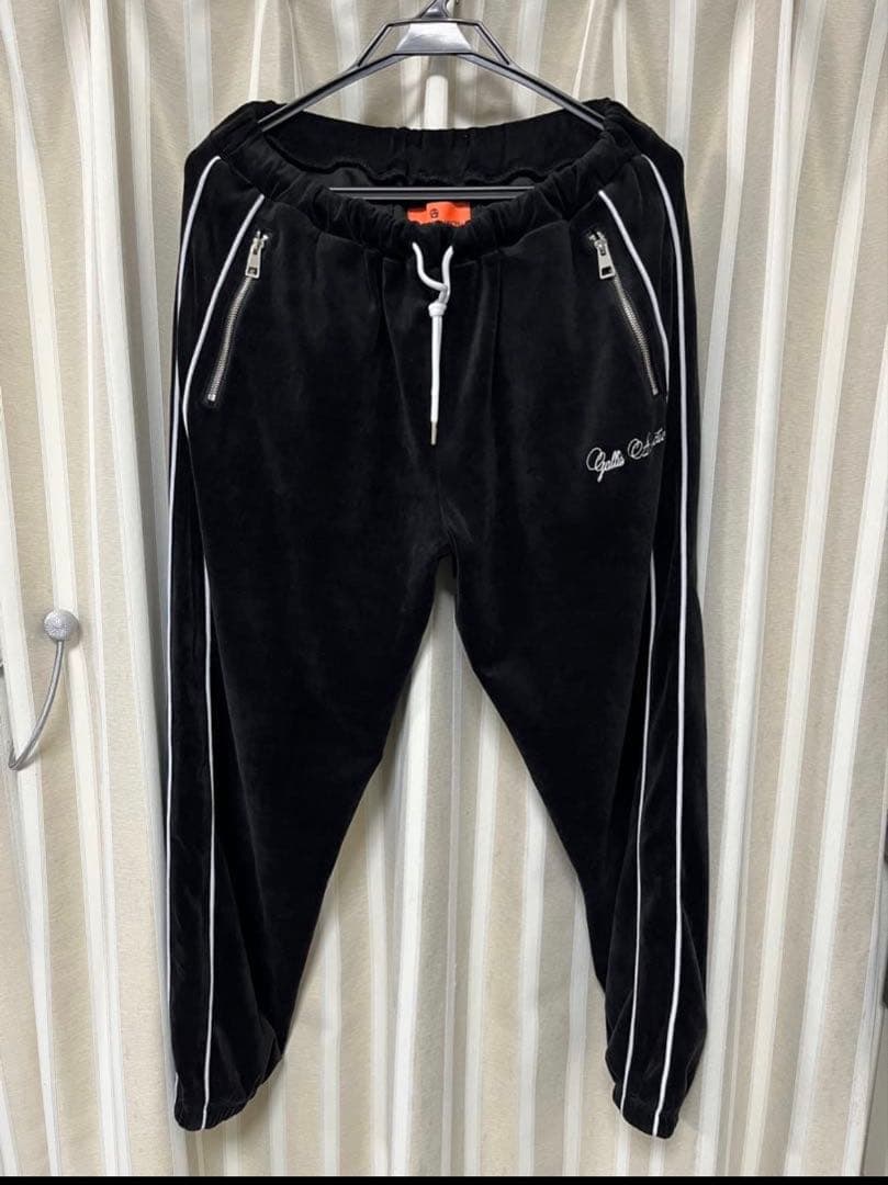 ガリスアディクション　ベロアセットアップ