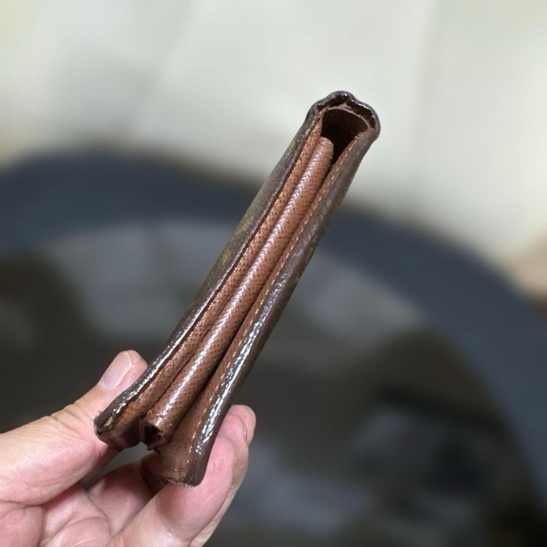 15☆優良品☆ポルトフォイユマルコNM☆ 2つ折り財布★ポケットあり