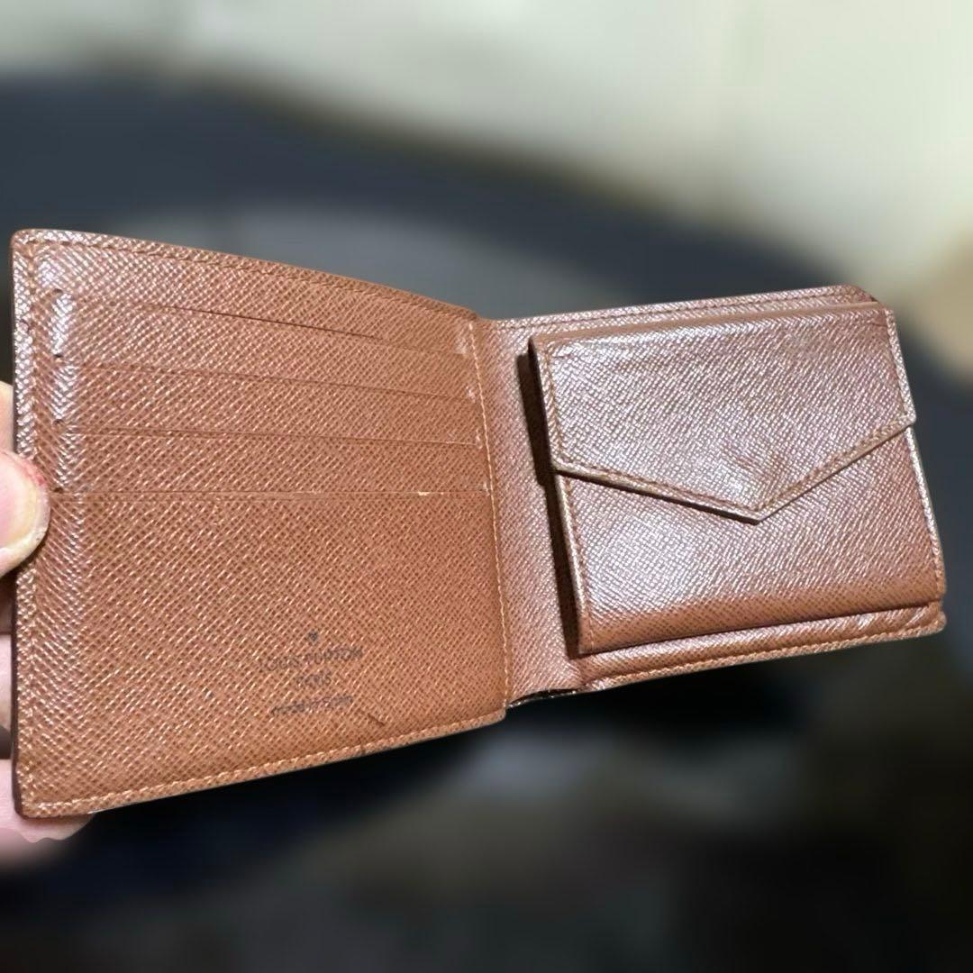 15☆優良品☆ポルトフォイユマルコNM☆ 2つ折り財布★ポケットあり