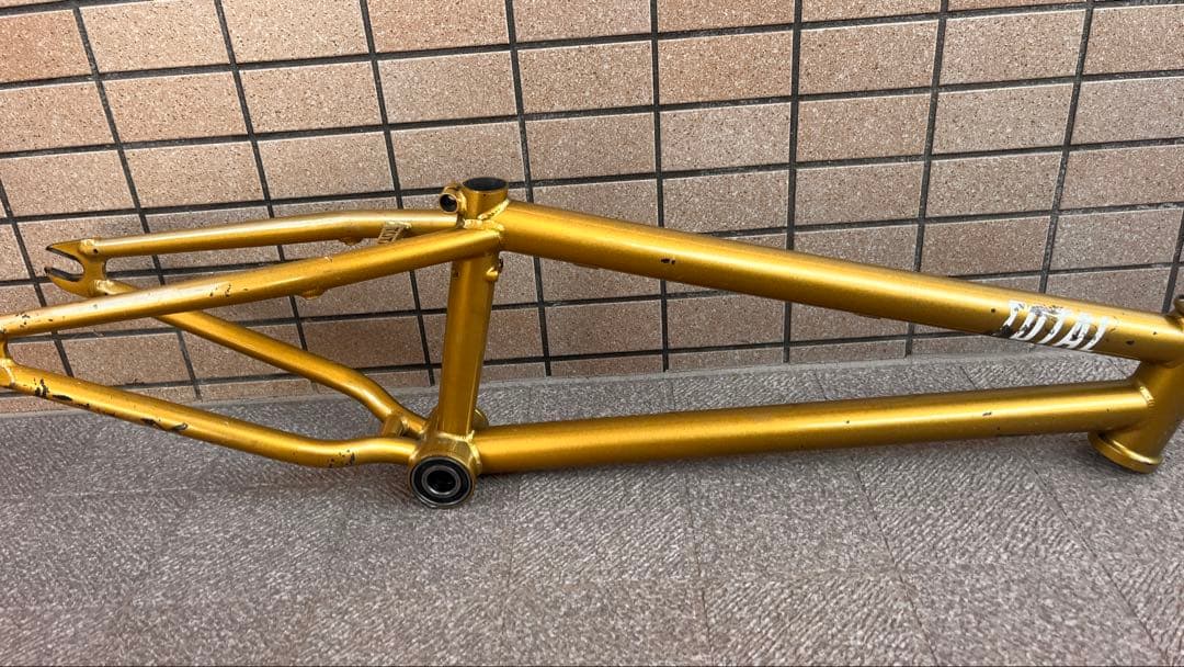 18インチBMXフレーム(TOTAL)ゴールド