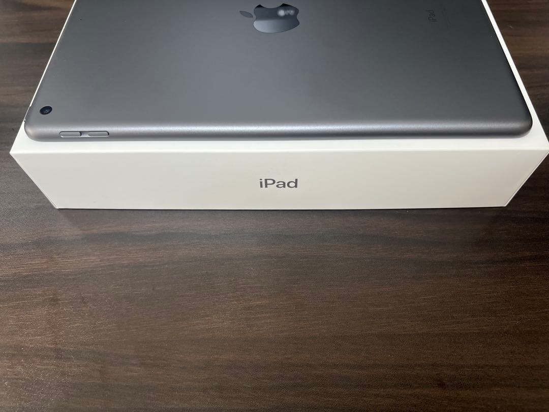 iPad 第9世代64GBスペースグレー（ケース・フィルム・ペンシル付属可）