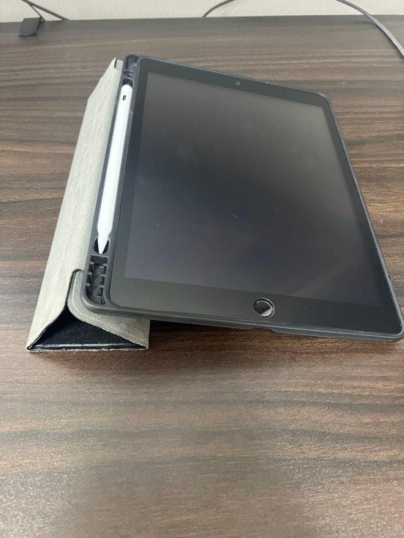 iPad 第9世代64GBスペースグレー（ケース・フィルム・ペンシル付属可）