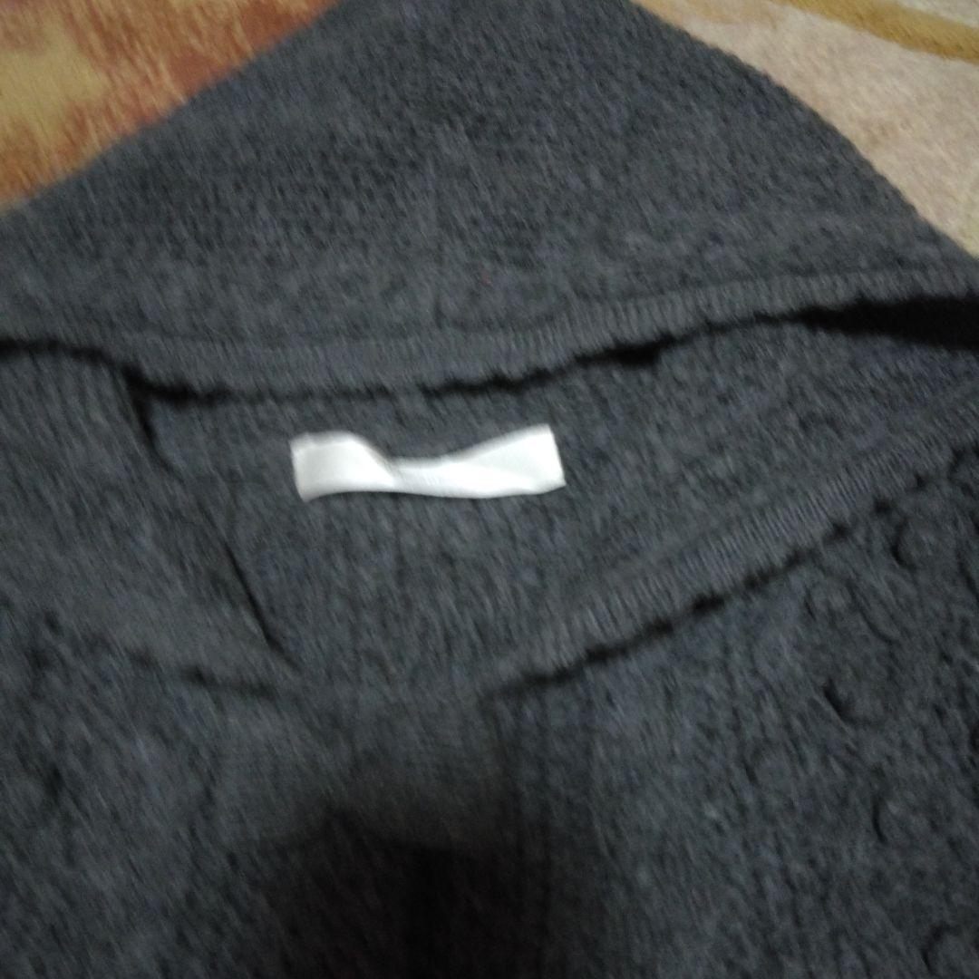 ピンクハウス　美品ダークグレー フード付きニットポンチョ