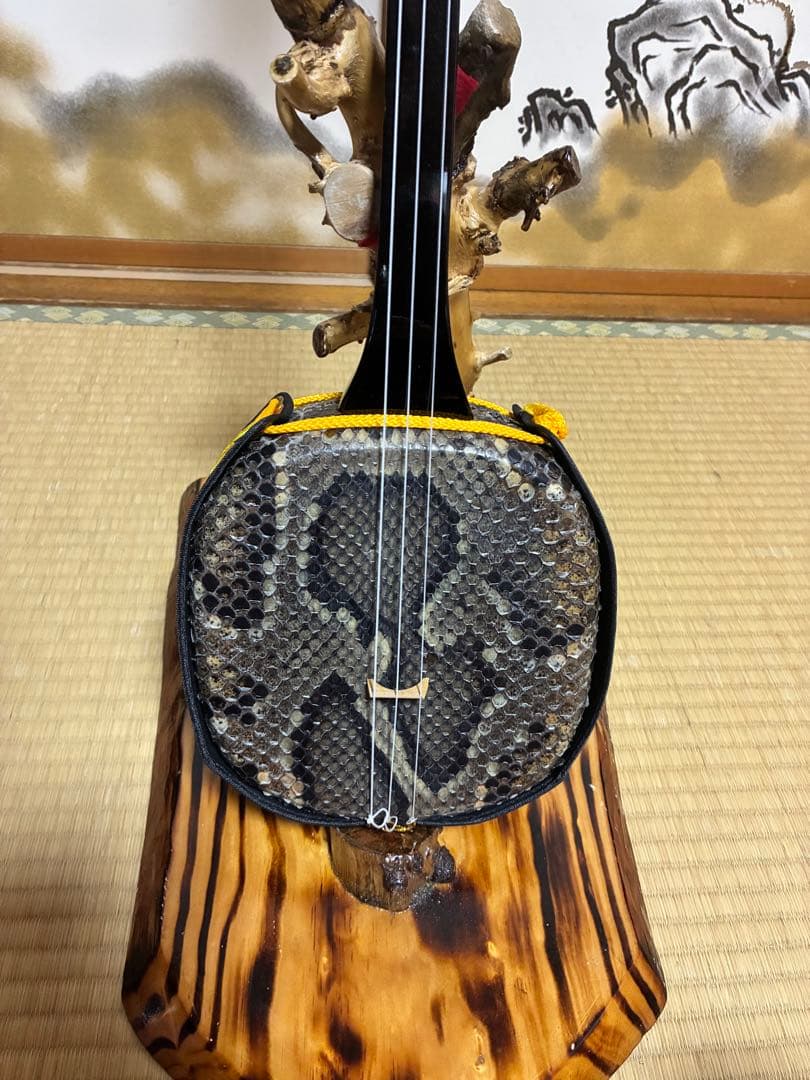 沖縄三線！貴重！知念大工型！本張り【一枚張り】