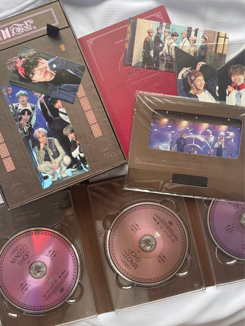 【美品】BTS ペンミ マジショ 日本公演 DVD 日本語字幕付 トレカ V