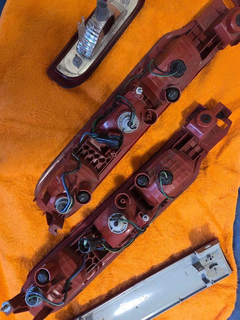 Z12キューブ スモークカバー貼り付けテールランプ ・ハイマウント4点セット