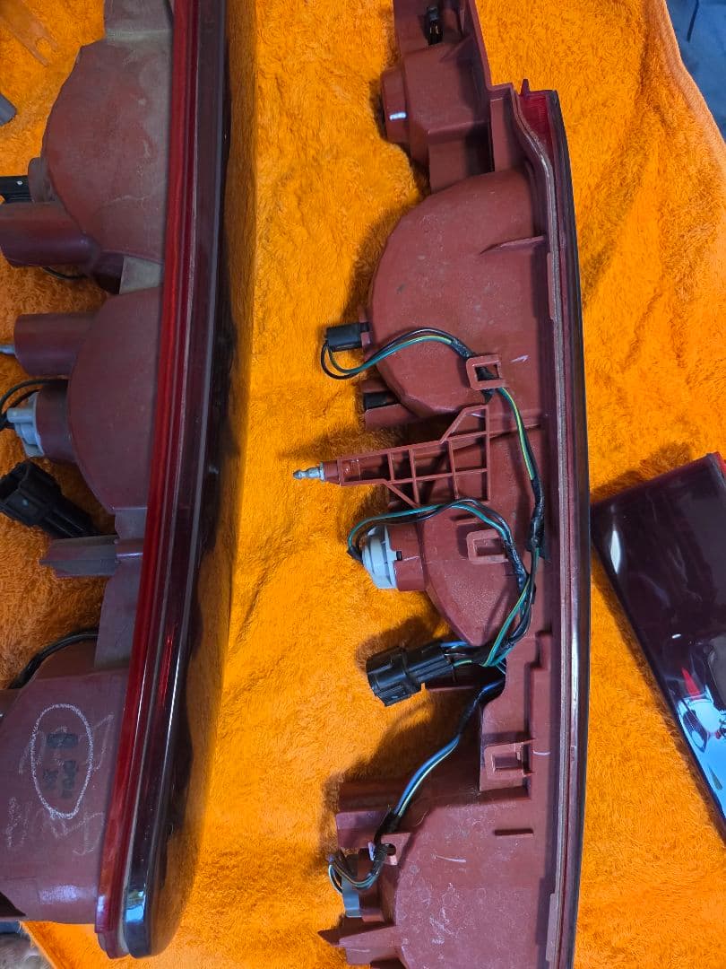 Z12キューブ スモークカバー貼り付けテールランプ ・ハイマウント4点セット