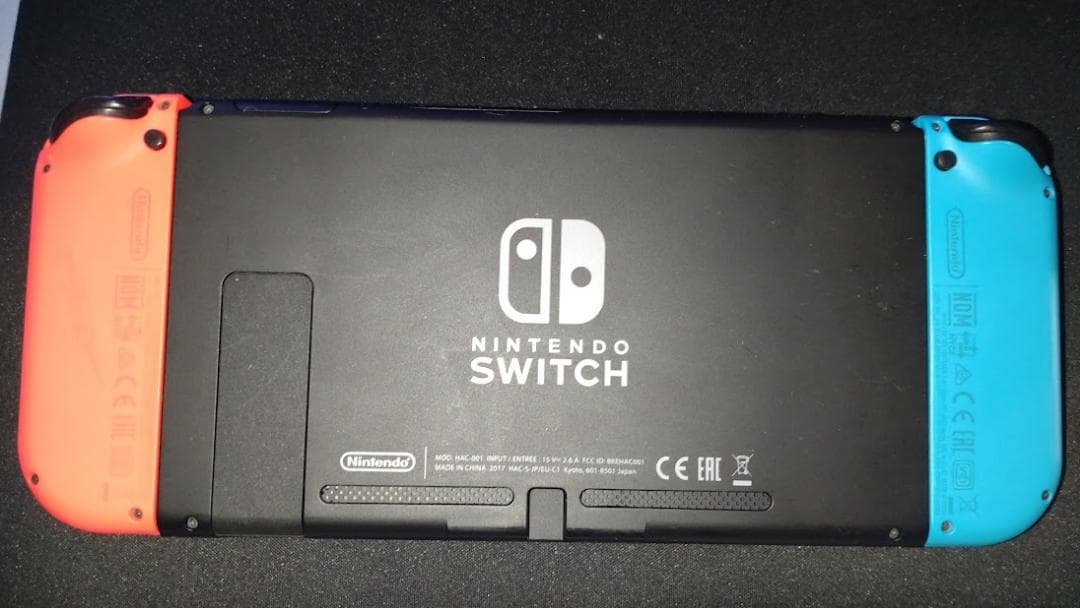 【Switch】任天堂スイッチ本体B　箱・付属品あり