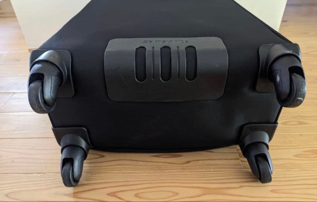 【美品】サムソナイト ビーライト 4 スピナー55 キャリーケース