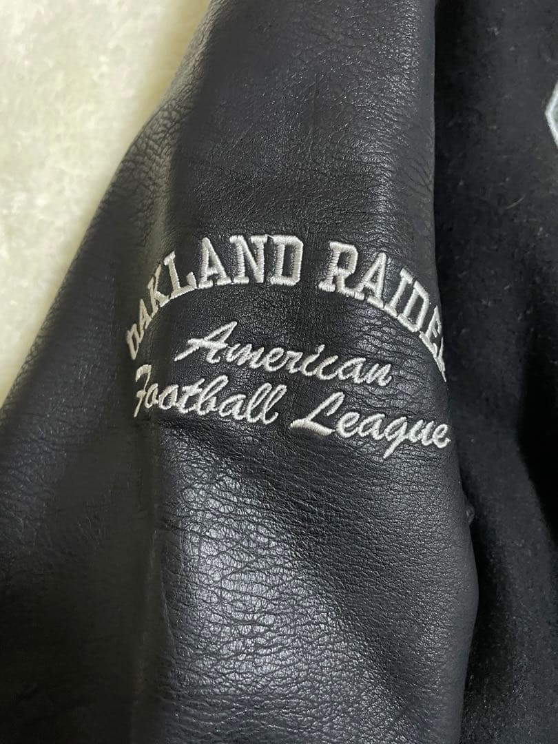 NFL公式 RAIDERS レイダース スタジャン L 黒