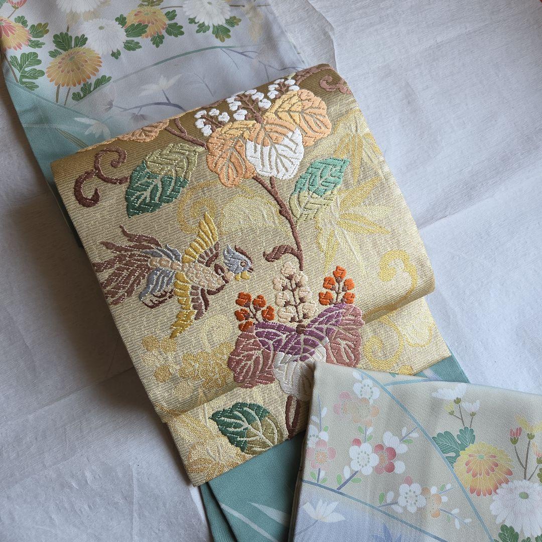 作家物　はんなりとした品の良さ　水浅葱色の染め訪問着