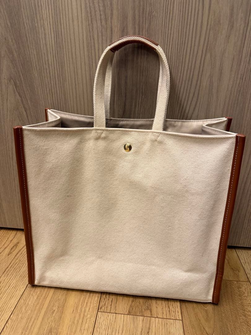 【ぽんU・x・U】 美品　SEVEN TEN 馬刺繍 トートバッグ　大