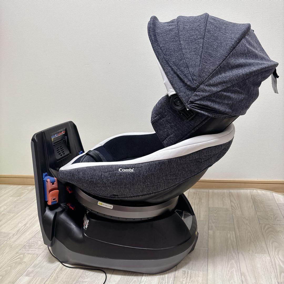 コンビ クルムーヴスマート エッグショック チャイルドシート